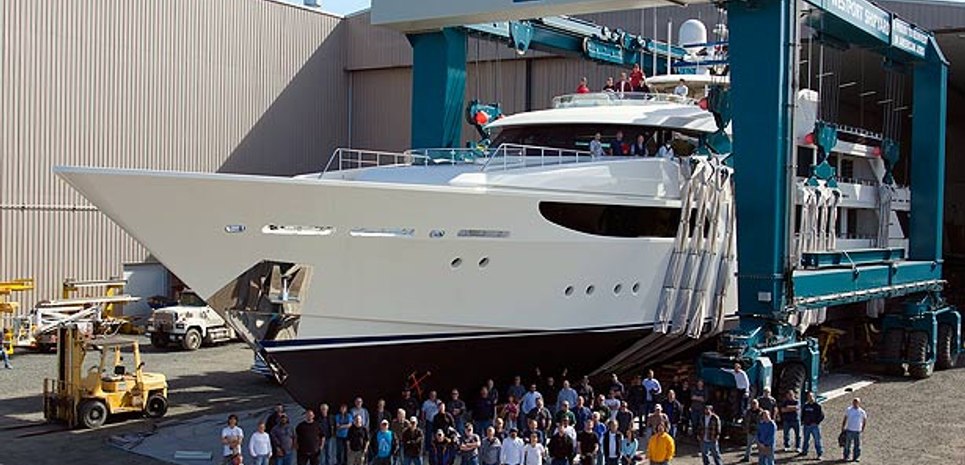 Valinor Charter Yacht