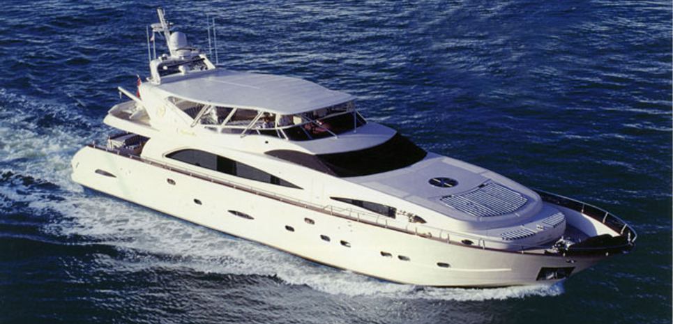 Virginia Mia Charter Yacht