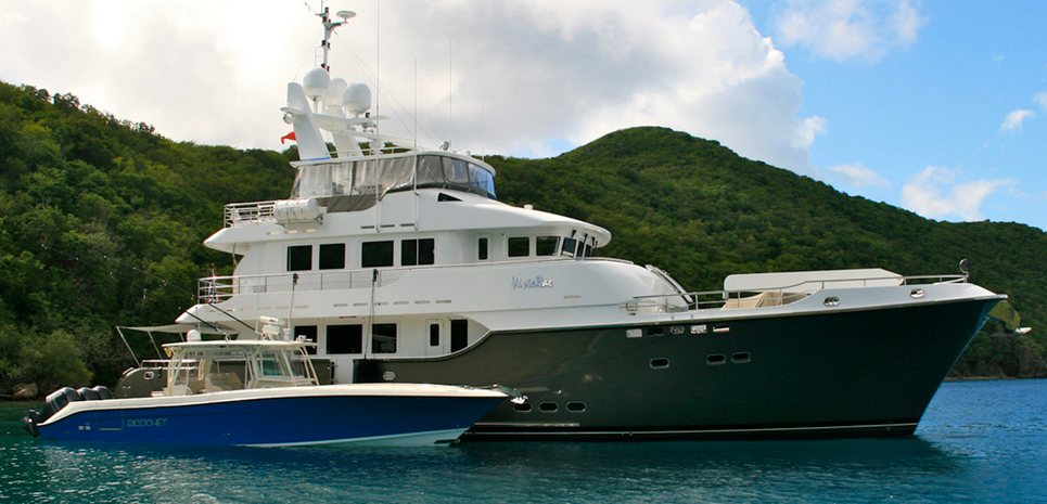 Vivierae Charter Yacht
