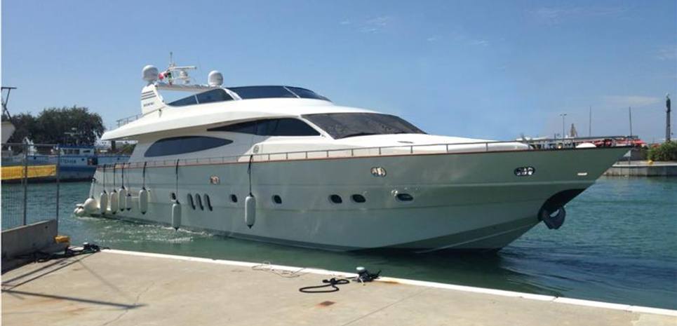 White Queen Charter Yacht