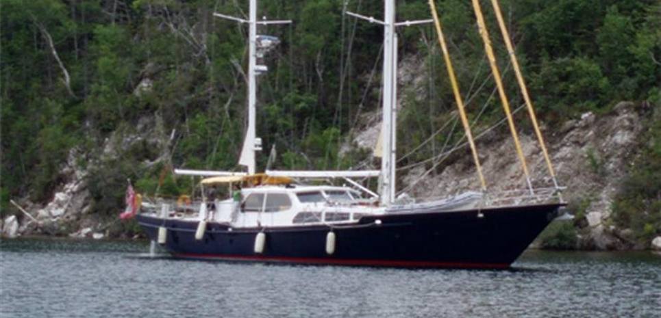 Wireless Charter Yacht