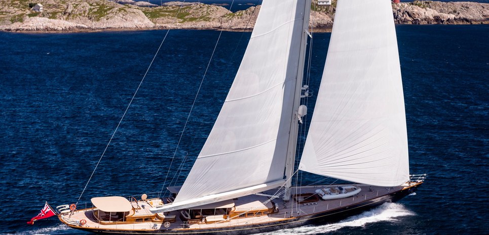 Wisp Charter Yacht