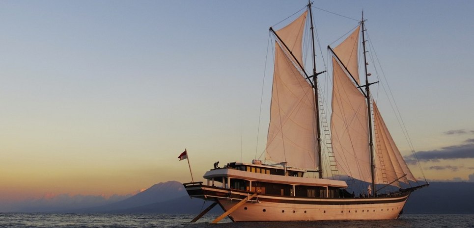 Zen Charter Yacht