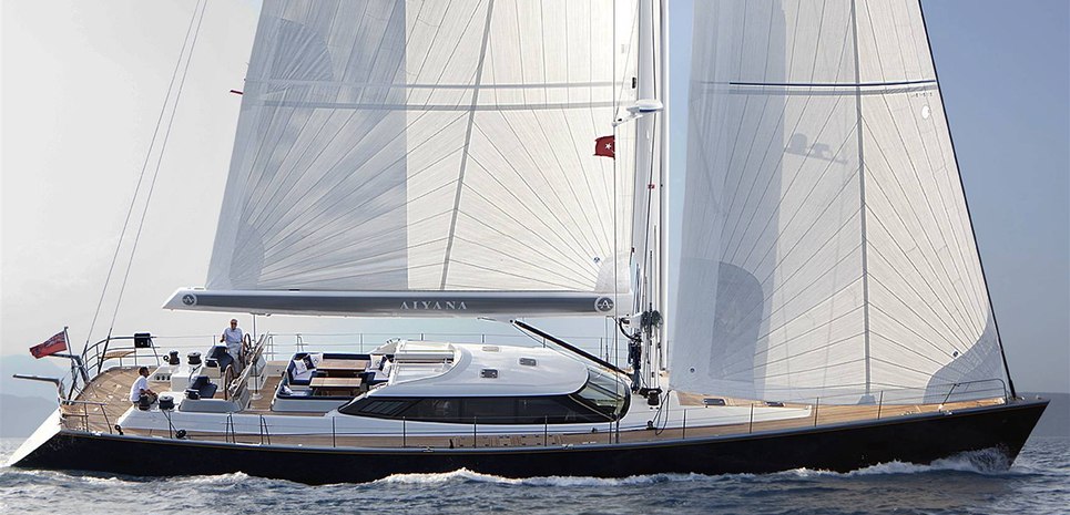 Zweisamkeit Charter Yacht