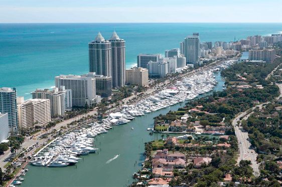 5 Charter Yachts to Look Out for at the 2015 Miami Yacht & Brokerage Show