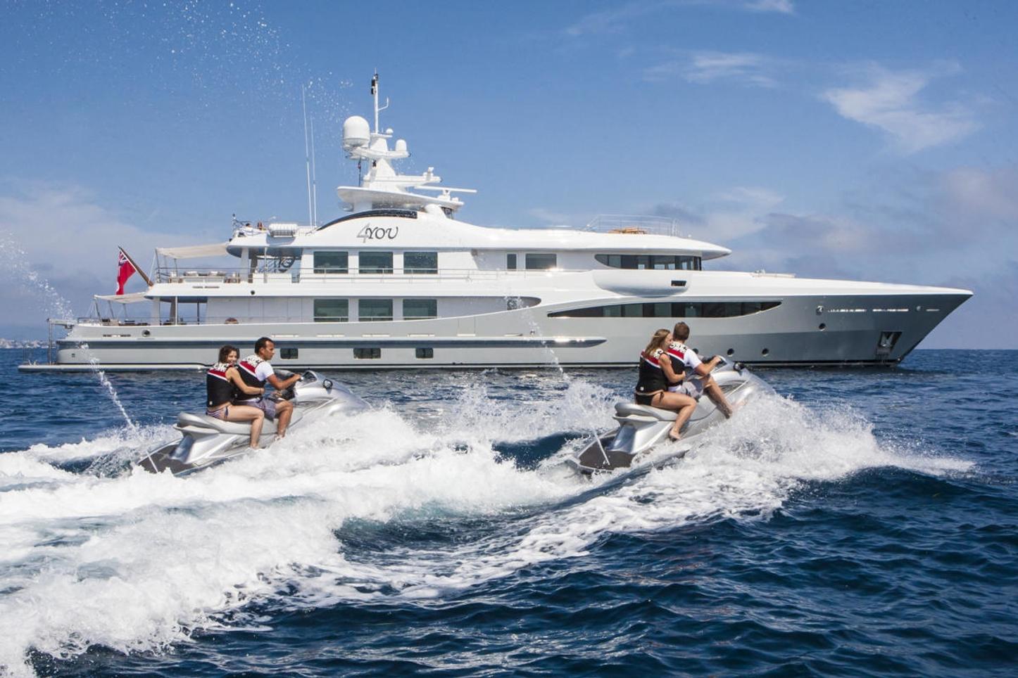Mediterranean yacht charter deal: Save 10% on superyacht 4YOU | Yacht ...