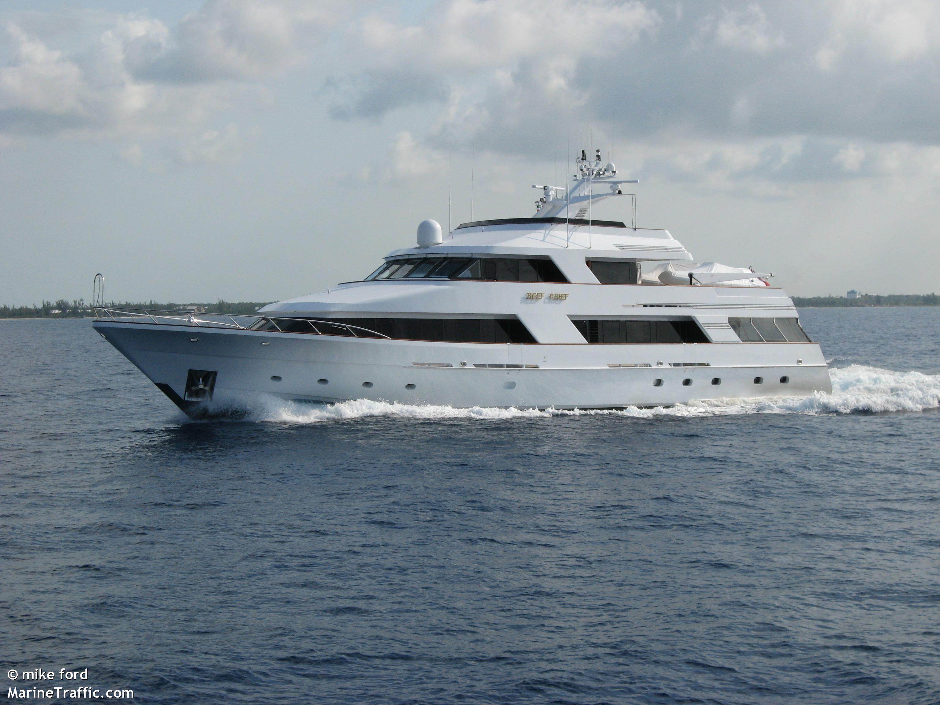 chief-yacht-photos-lloyds-ships-yacht-charter-fleet