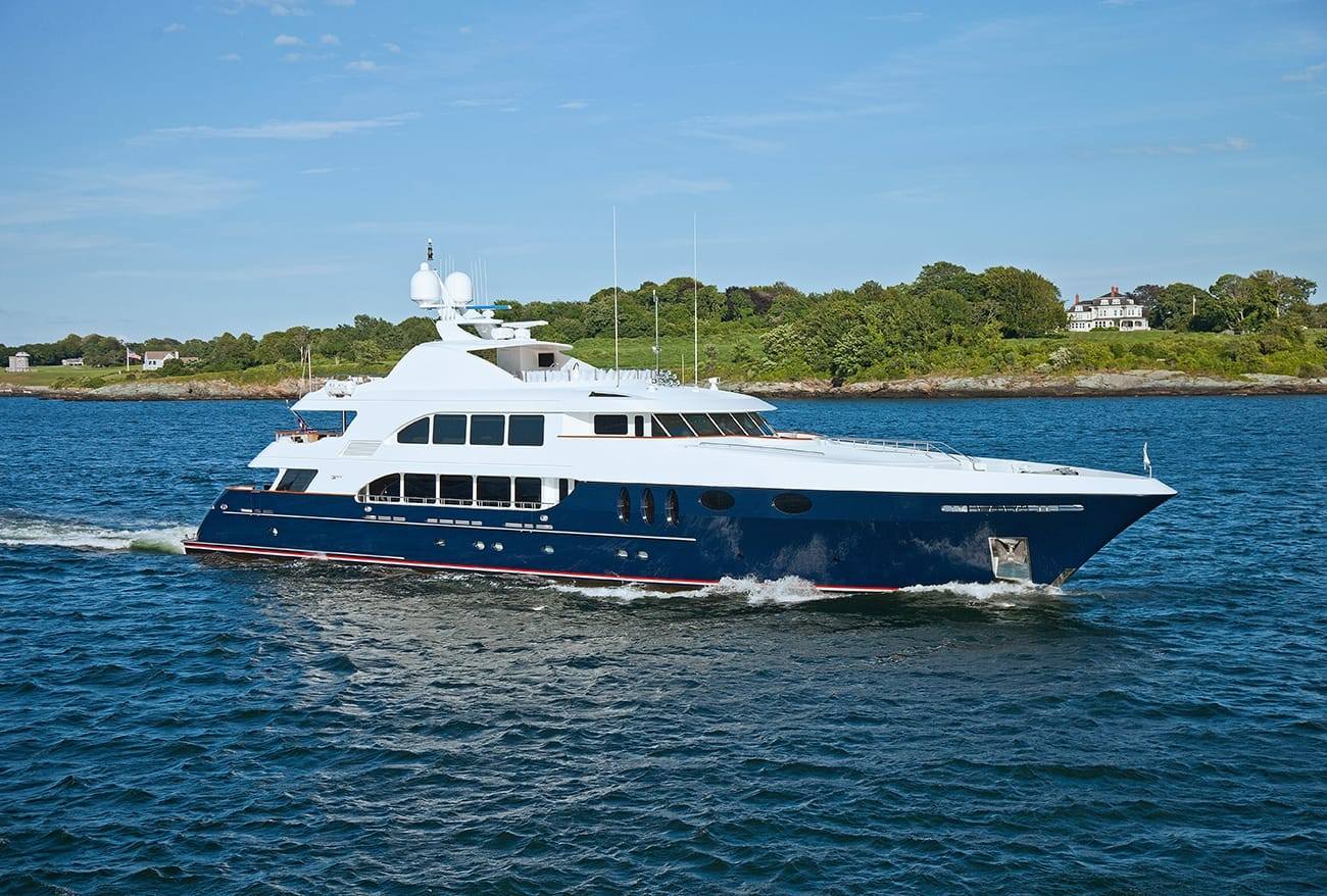 motor yacht mirabella