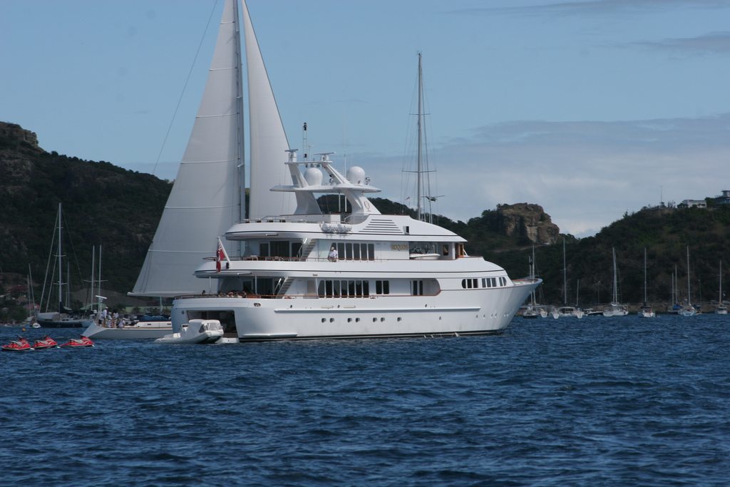 herculina yacht