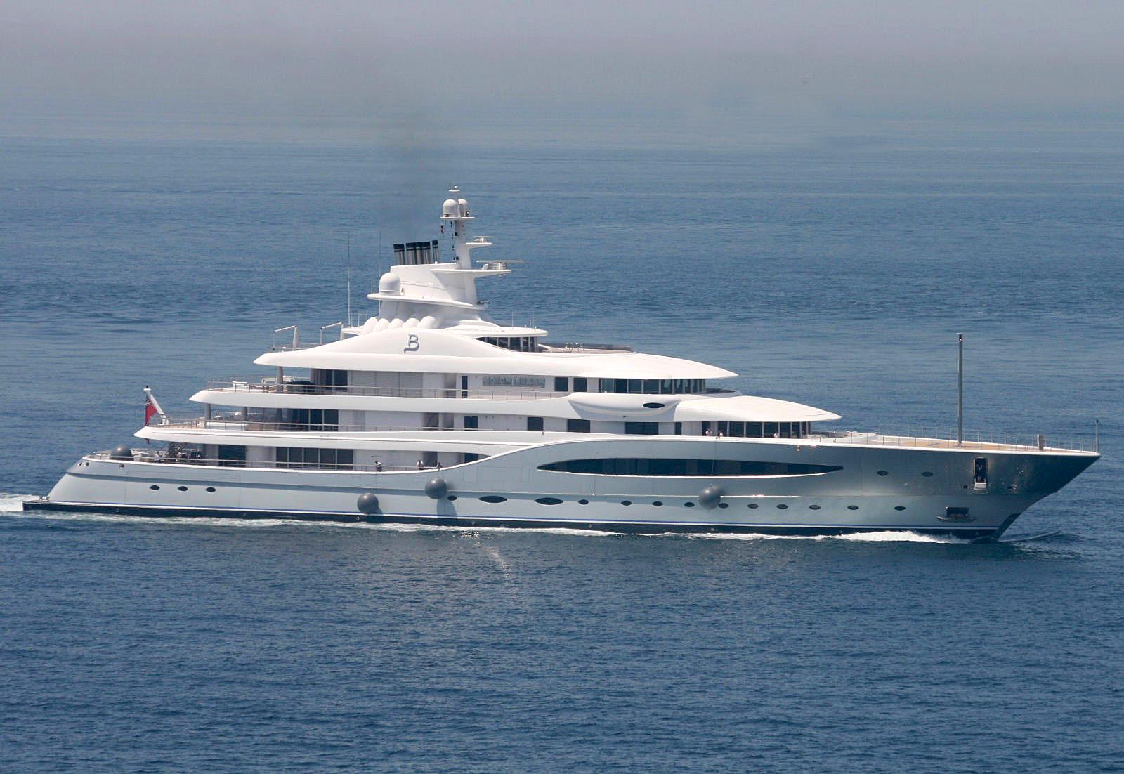 a luxury yacht the mayan queen