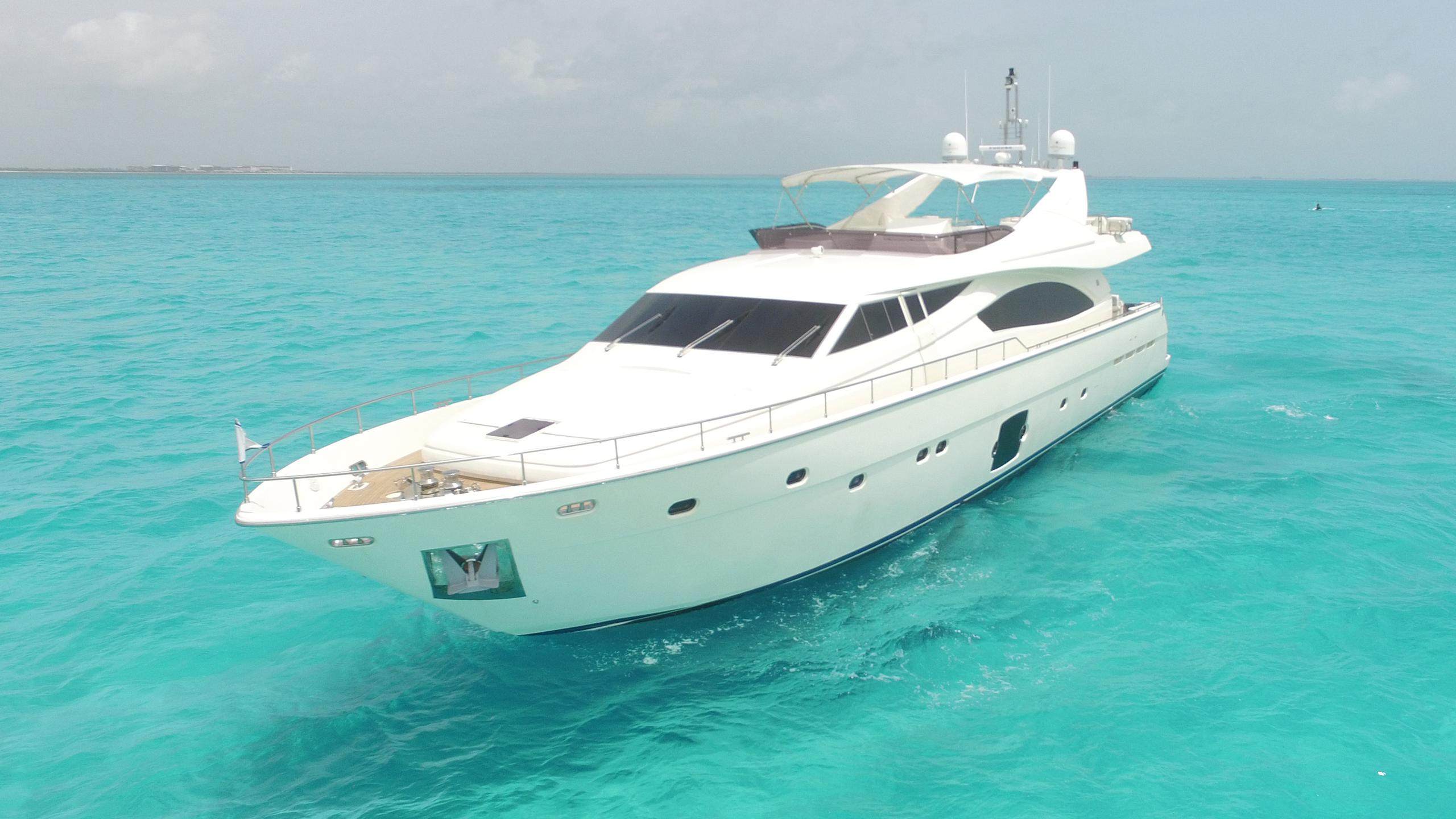 yacht vida price