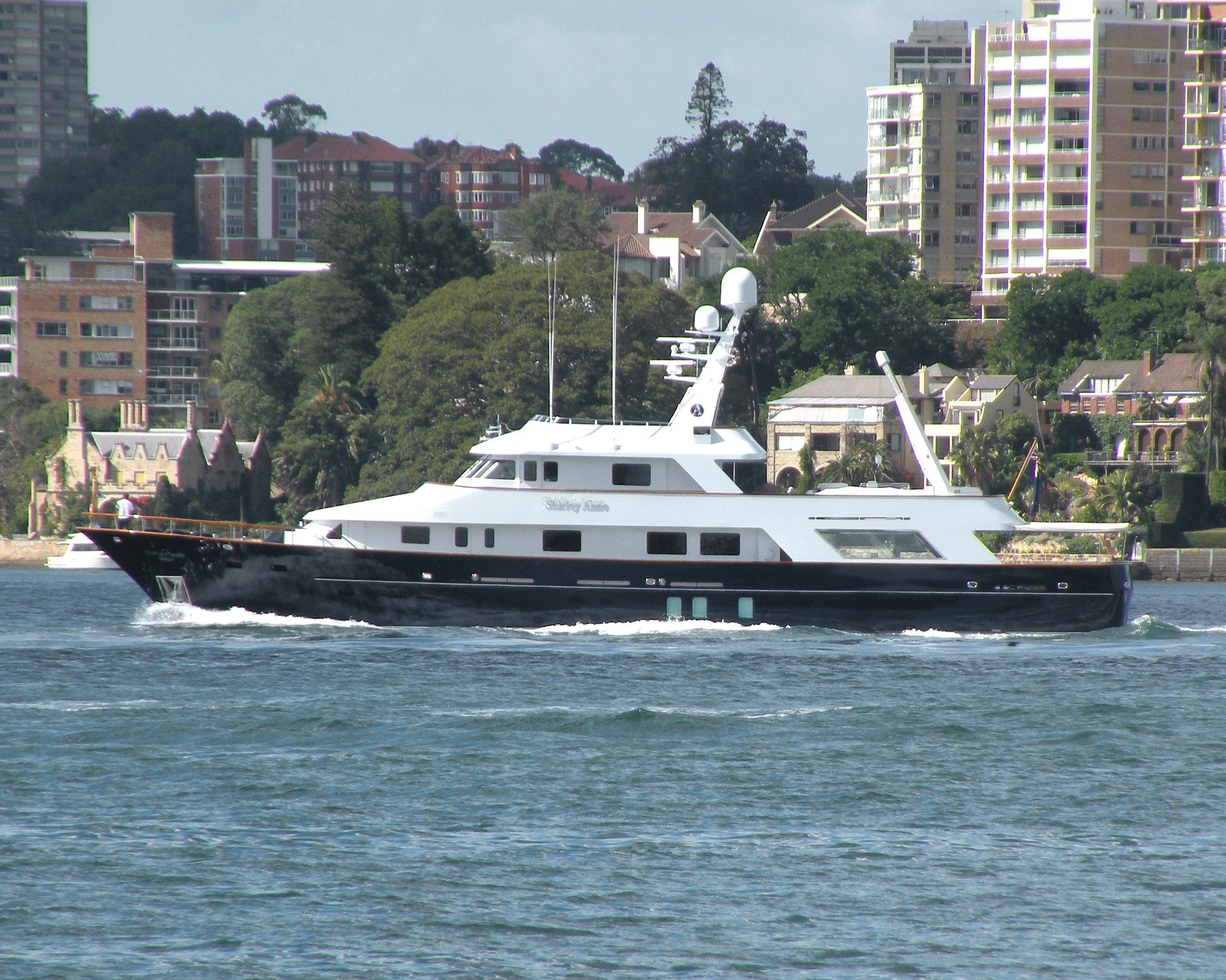 who owns shirley anne yacht