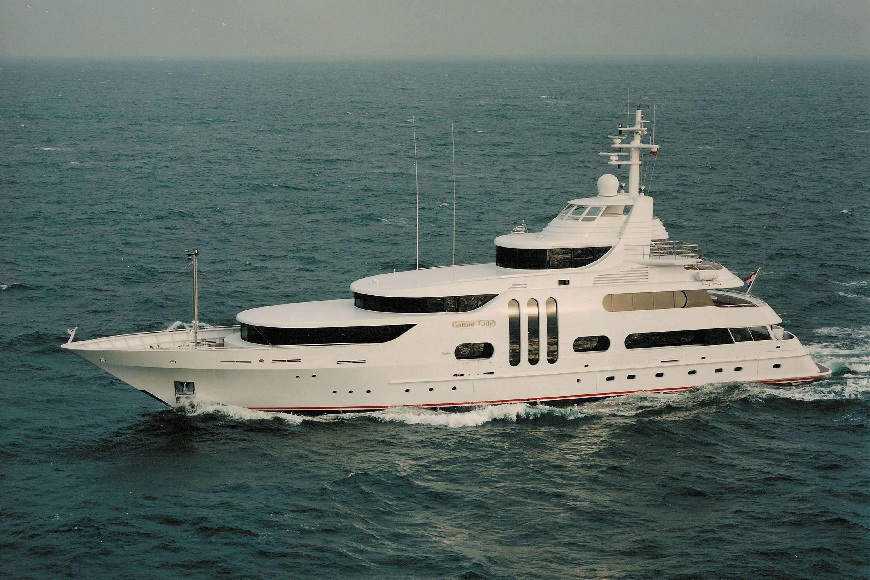 who owns gallant lady yacht