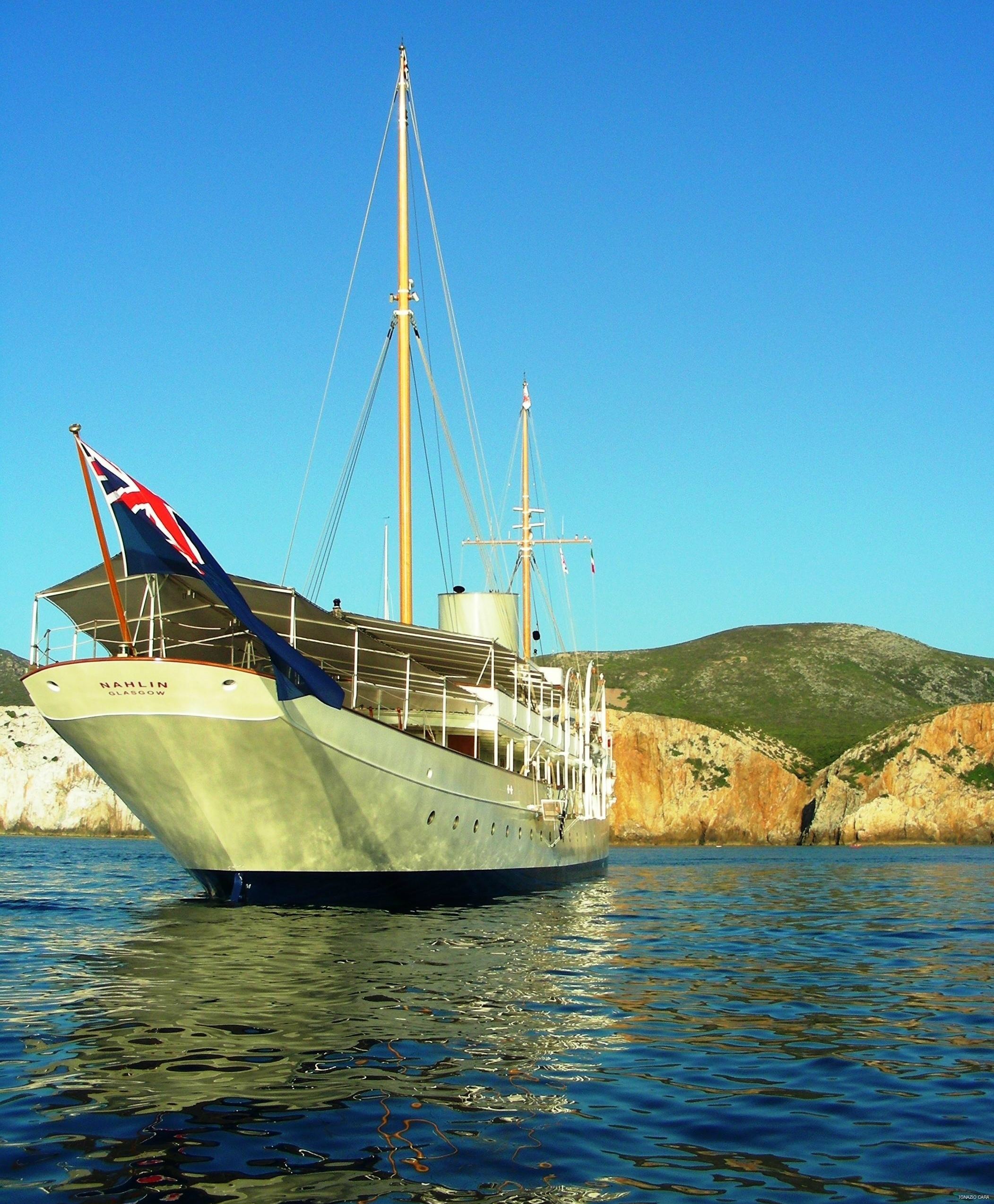 sailing yacht nahlin