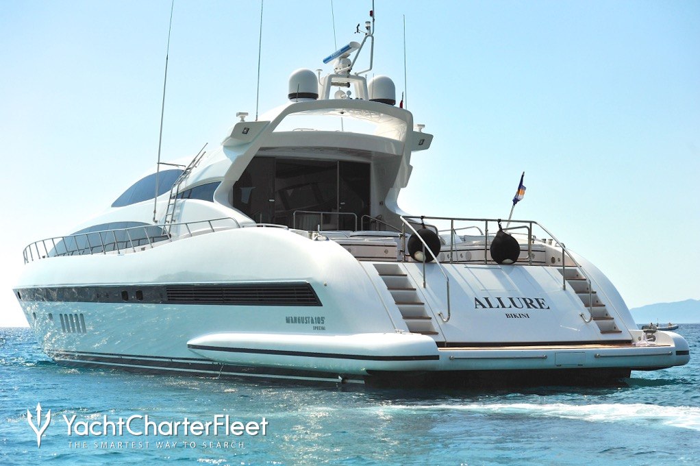 motor yacht 7 knots