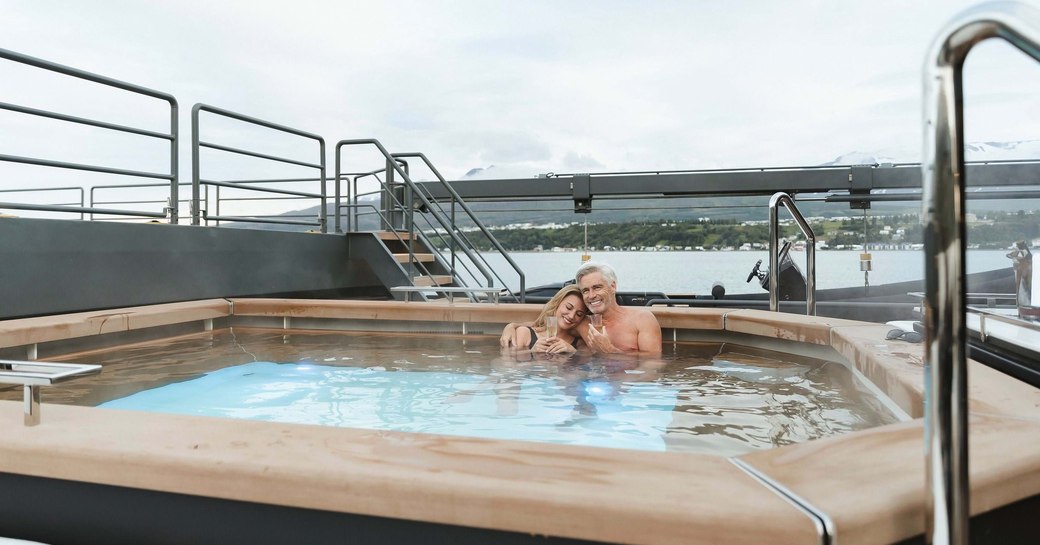 explorer yacht ragnar jacuzzi