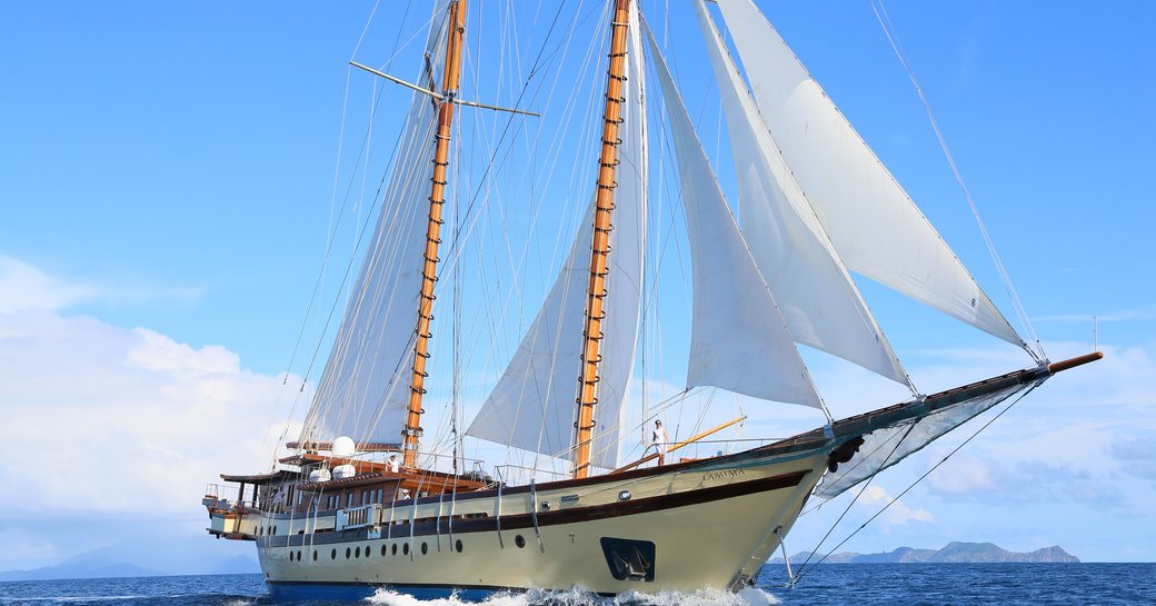 Sailing yacht Lamima underway