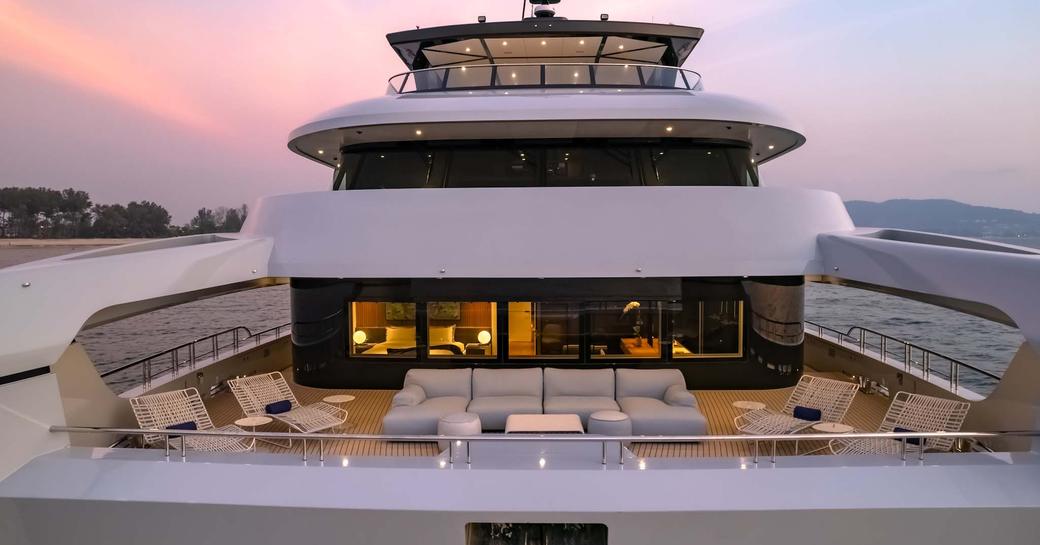 Exteriors onboard charter yacht SPACE CAT