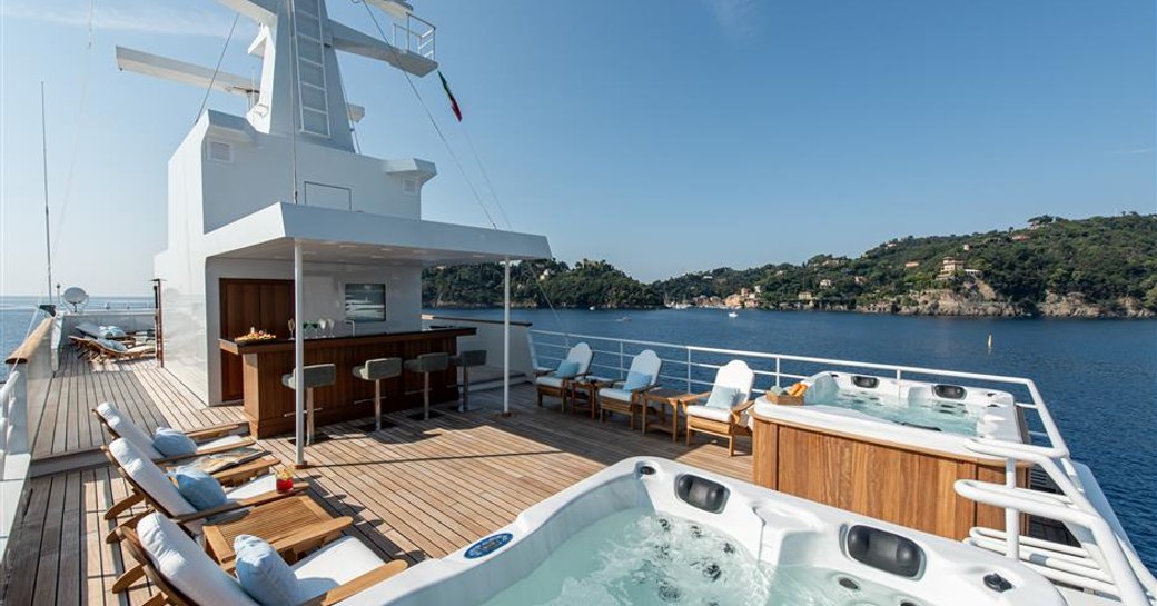 Sundeck on board charter yacht BLEU DE NIMES