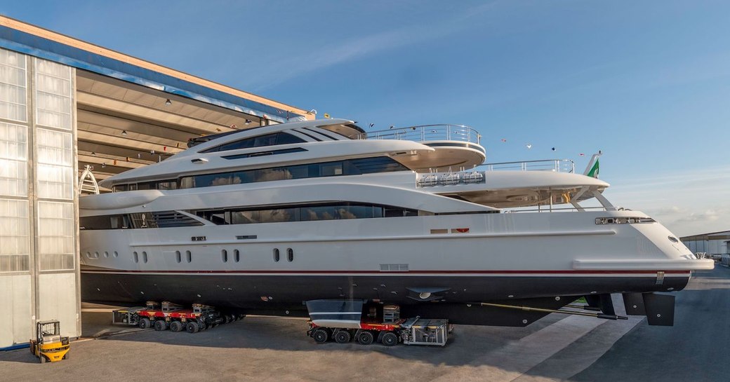 rossinavi yacht florentia leave construction hall