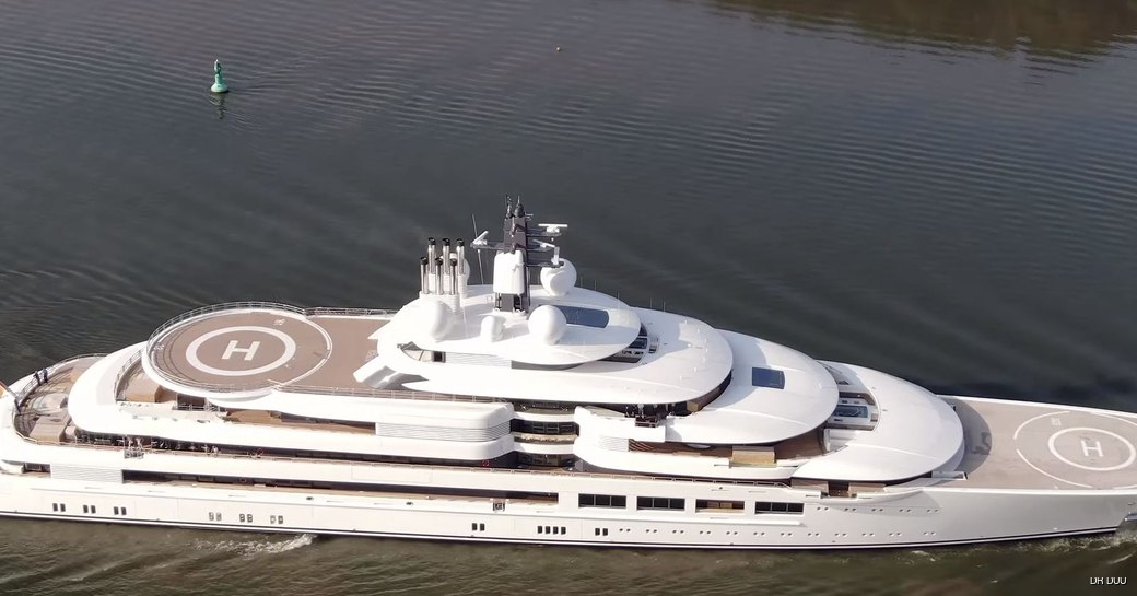 Lurssen gigayacht Project Lightning