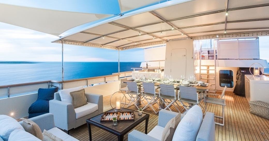 alfresco lounge and dining on board expedition yacht PIONEER 