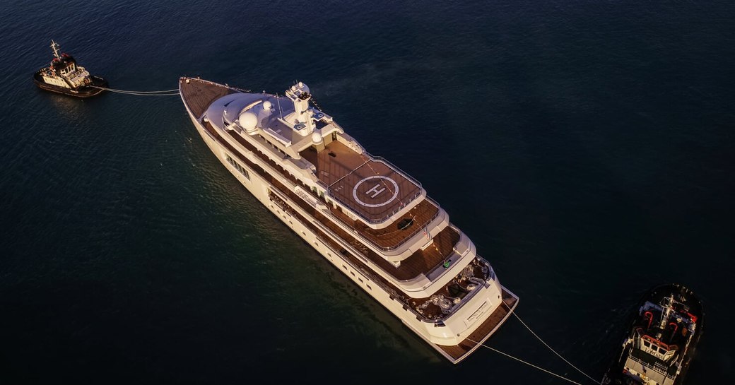 aerial shot of benetti superyacht SAMAR or FB 272