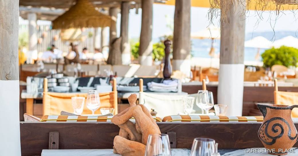 La Reserve a la Plage St Tropez dining area