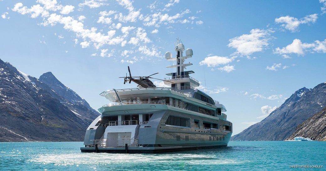 Charter yacht Cloudbreak