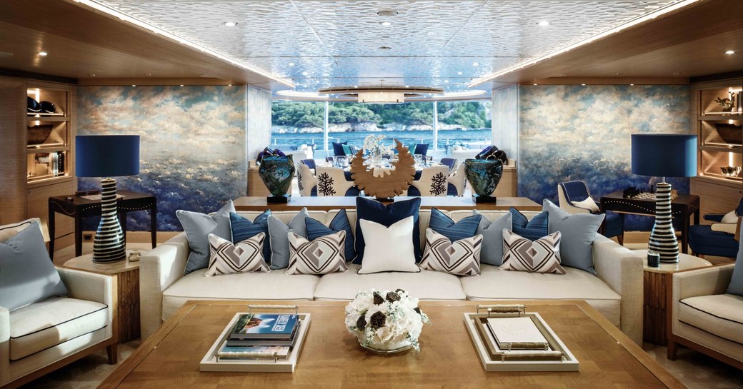 lady jorgia superyacht main salon 