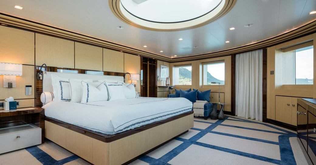 Master cabin onboard charter yacht AXIOMA with central berth