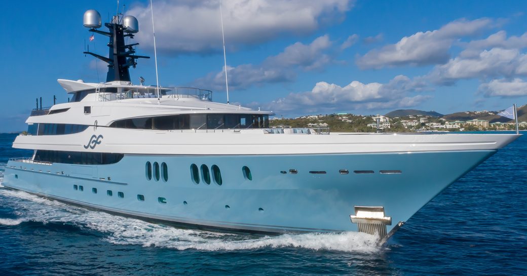 Charter yacht SCOTT FREE underway at sea