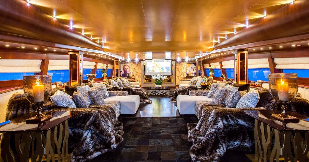 The lavish main salon of M/Y ABILITY