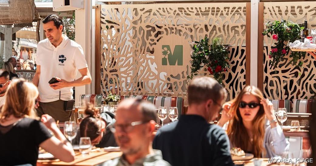 Moorea St Tropez dining area