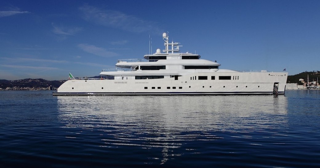 superyacht 'grace e' cruising in the bahamas