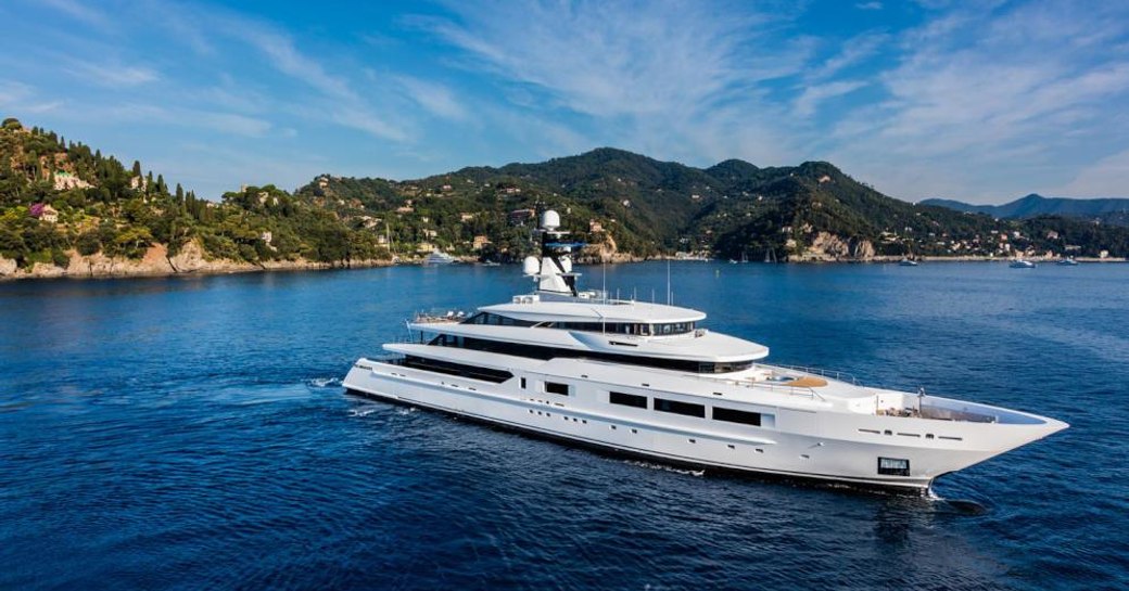 Superyacht Suerte at anchor