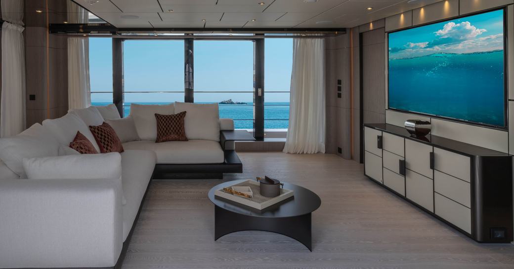 Upper salon onboard charter yacht CANOE CANOE