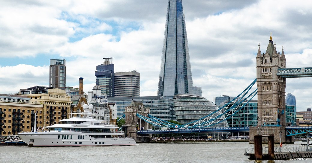 Superyacht Sixth Sense arrives to London