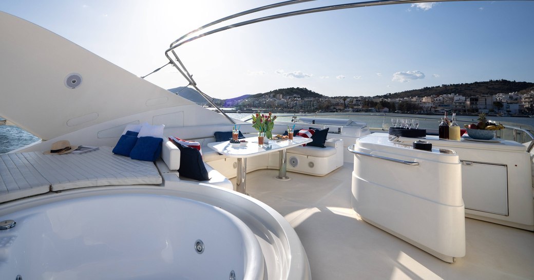 outdoor spaces onboard motor yacht estia yi