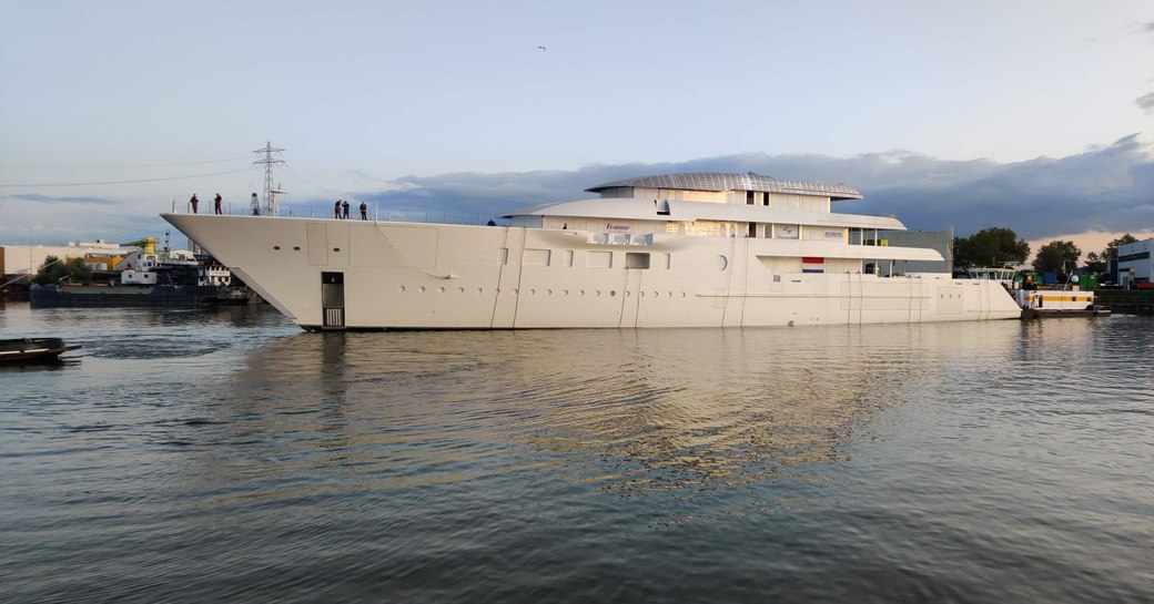 Feadship yacht 1009