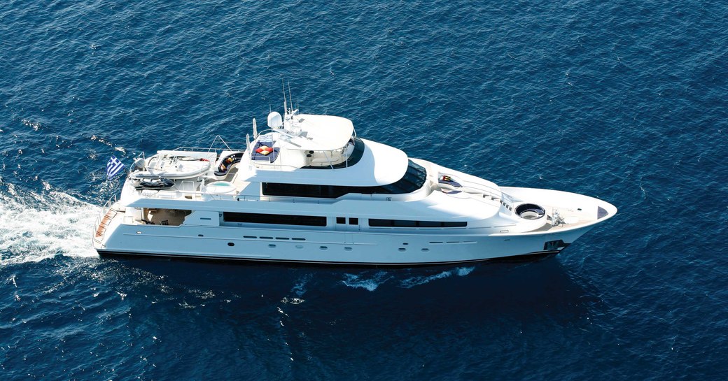 Superyacht 'Endless Summer' underway