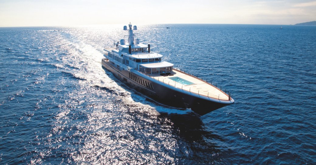 feadhip superyacht air cruising through blue waters