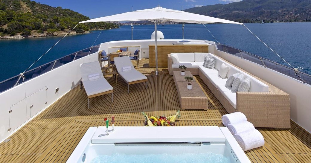 The sundeck of superyacht O'LEANNA