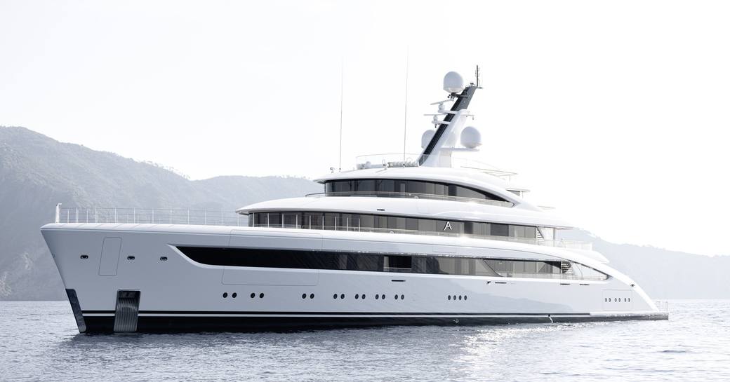 Charter yacht ALVIA at sea