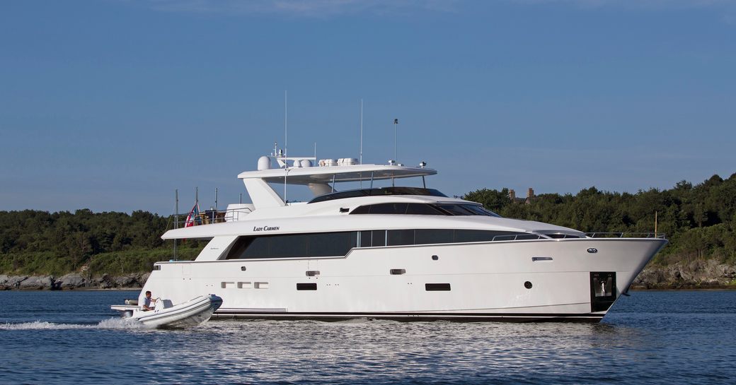 motor yacht ‘Lady Carmen’ cruises in New England on a luxury yacht charter