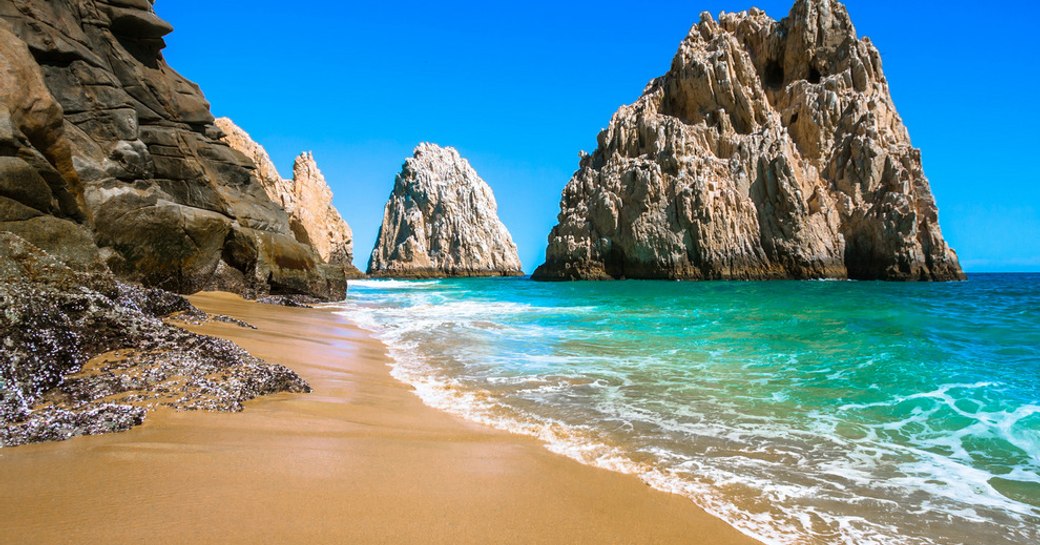 beautiful white sand beach with turquoise waters in the Baja Peninsula, Mexico