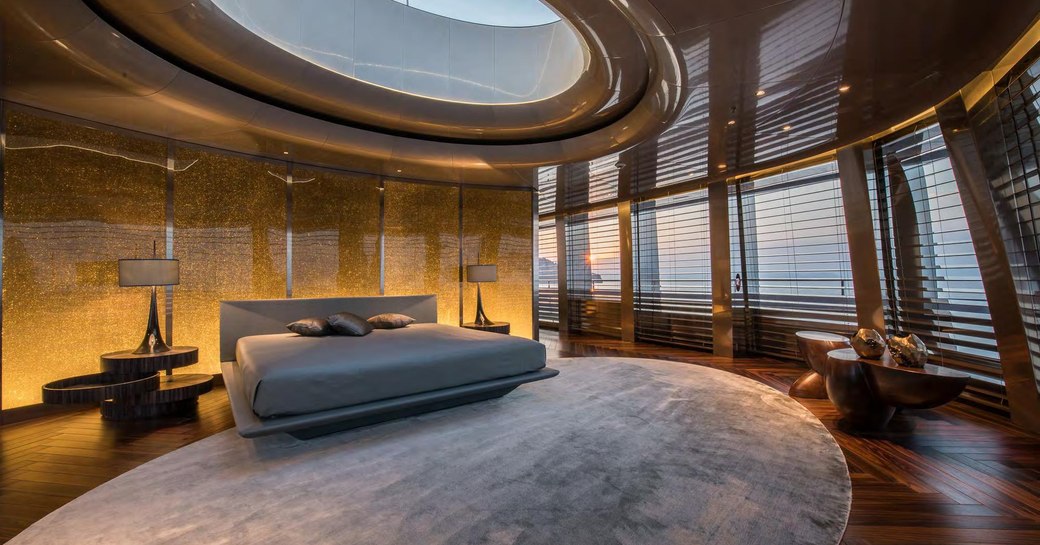 Master suite onboard MY Savannah