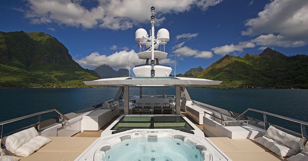 Superyacht 'Big Fish''s deck jacuzzi