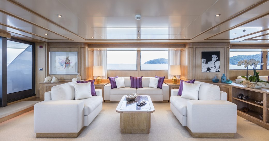 comfortable main salon on board superyacht FERDY 