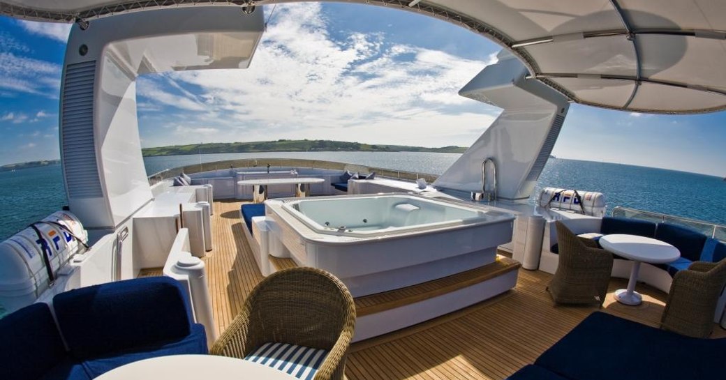 Va bene sundeck jacuzzi